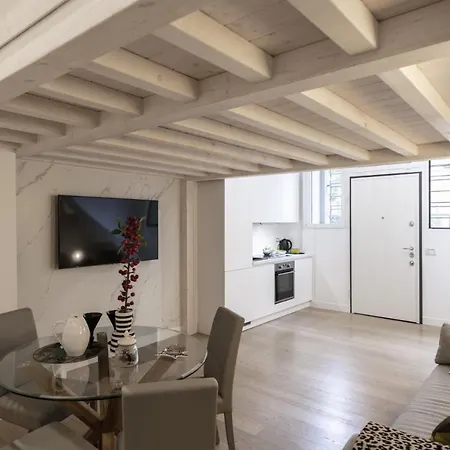 Minimal Loft In Centro A Apartment *