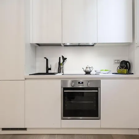 Minimal Loft In Centro A Milan