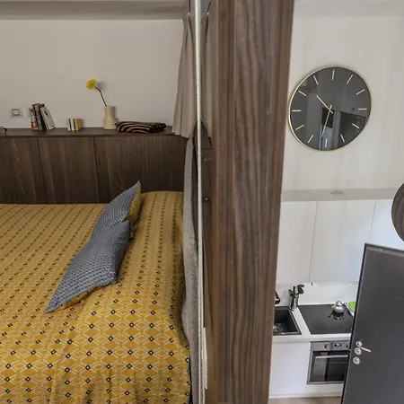 Minimal Loft In Centro A Milan